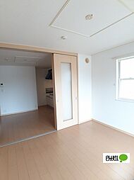 グランドゥール　ソフィア　II 101 1階2DKのリビング/ダイニング