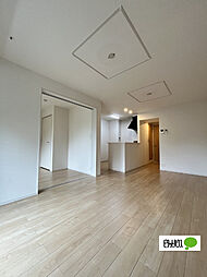 ディアコート1番館 202 2階2LDKのリビング/ダイニング