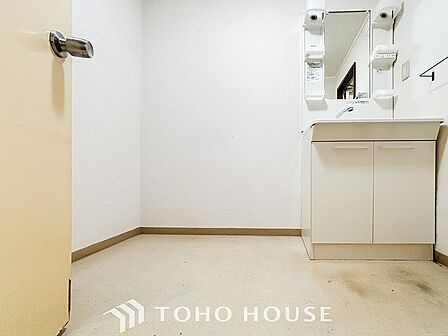 清潔感のあるカラーで統一されたプライベート空間。