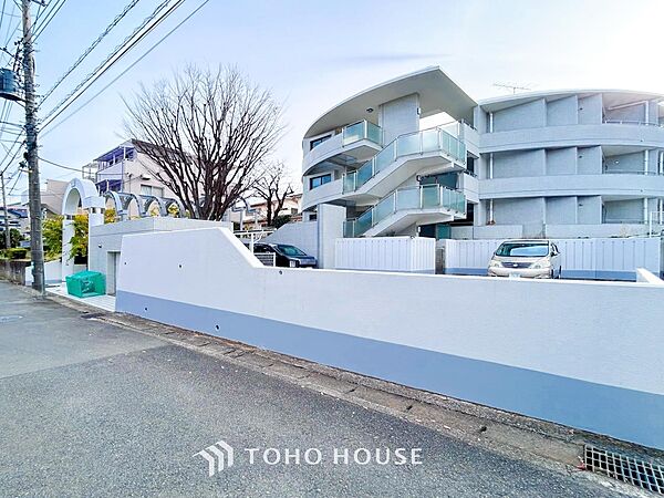 忙しく過ぎゆく日常を置き去るほど、ゆったりした時間が流れる住環境。