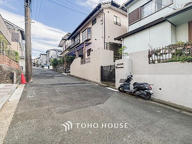 落ち着きのある閑静な住宅街。きっとここからご家族のかけがえのない想い出が作られることでしょう。
