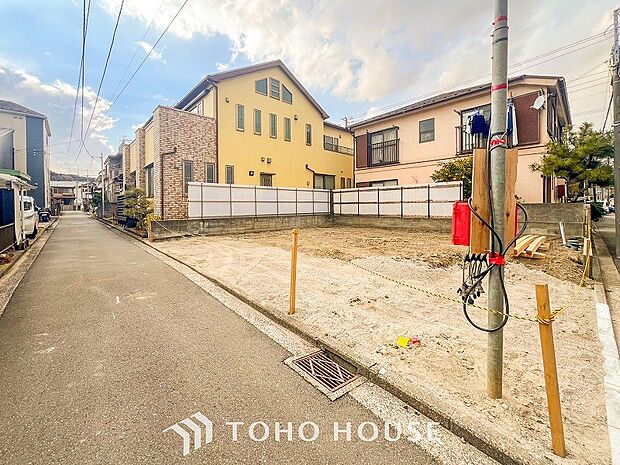 閑静な住宅地で小さなお子様がいるご家族にも安心な住環境が魅力です。