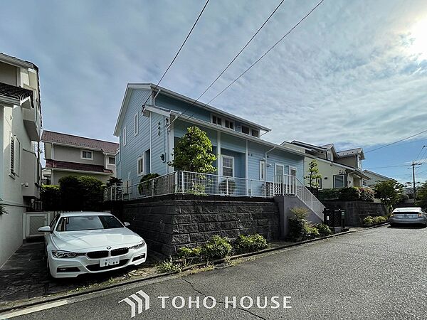 忙しく過ぎゆく日常を置き去るほど、ゆったりした時間が流れる住環境。