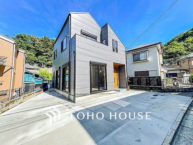 忙しく過ぎゆく日常を置き去るほど、ゆったりした時間が流れる住環境。