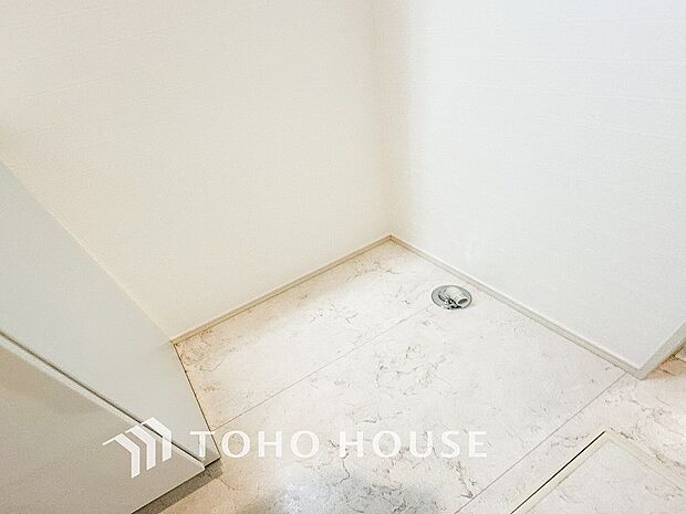 清潔感のあるカラーで統一されたランドリースペース。気持ちの良い空間で家事もはかどります。