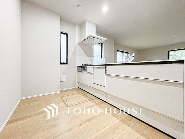 家族の健康を支えるキッチン。毎日使う場所だから気持よく使えて、居心地の良い空間に。