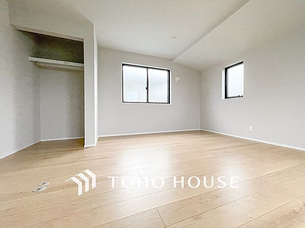 環境の良い場所にセンス良く暮らしたい、こだわりの室内には至福のシーンが繰り広げられます。