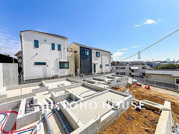 閑静な住宅街の陽当りに恵まれた土地で寛ぎに満ちた生活を。