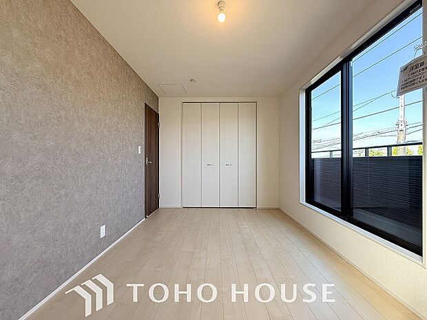 環境の良い場所にセンス良く暮らしたい、こだわりの室内には至福のシーンが繰り広げられます。