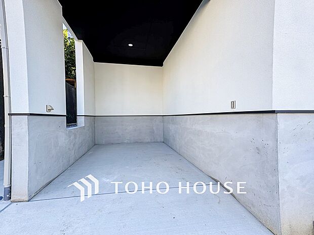 カースペースもゆとりある空間を保っています。