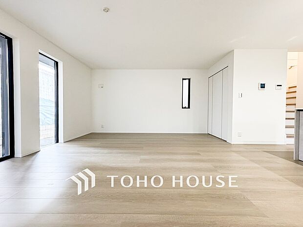 開放感あるリビングダイニング。ご家族とのんびりしたひと時を過ごせますね。