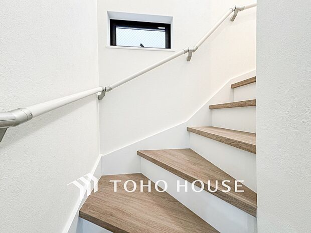 環境の良い場所にセンス良く暮らしたい、こだわりの室内には至福のシーンが繰り広げられます。