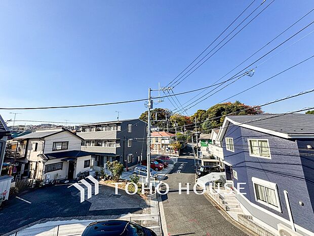 開放的で気持ちの良い眺望と青い空を満喫できます。