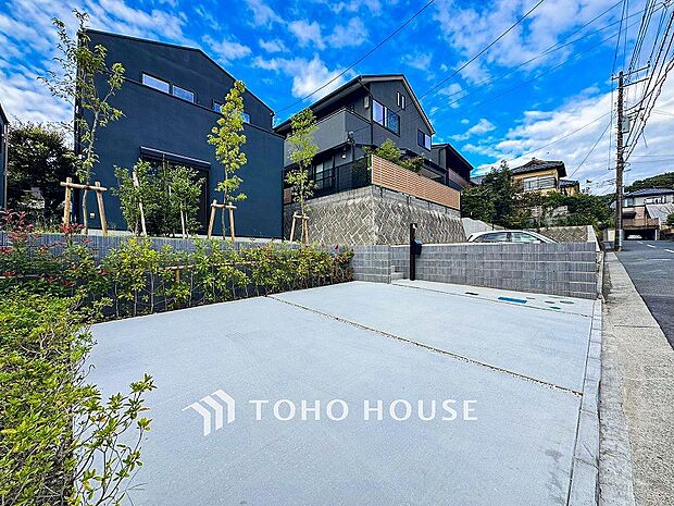 カースペースもゆとりある空間を保っています。