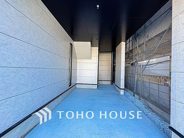 カースペースもゆとりある空間を保っています。