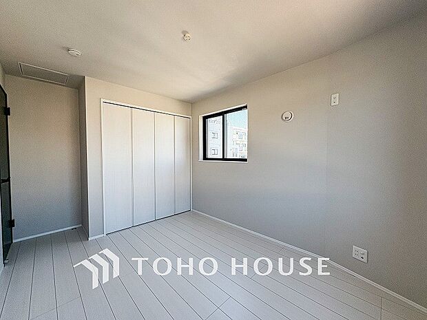 環境の良い場所にセンス良く暮らしたい、こだわりの室内には至福のシーンが繰り広げられます。