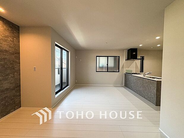 空気感という居心地の良いＢＧＭは、暮らしのステージを彩り、心のやすらぎと満足感を与えてくれます。