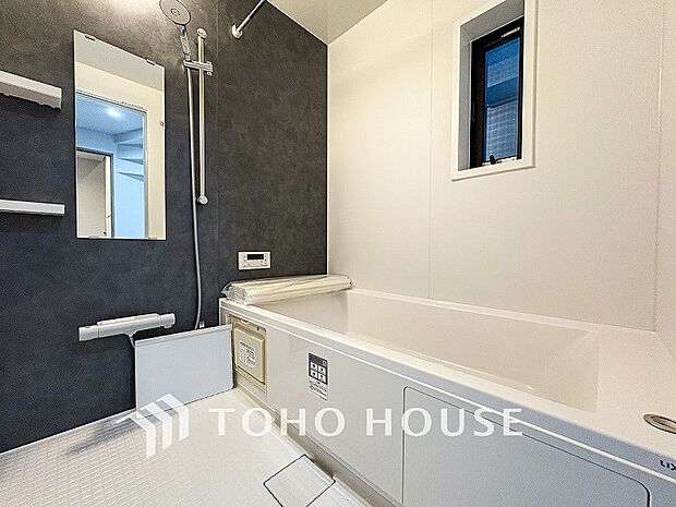 一日の疲れが癒される優雅なバスタイムを堪能できるゆとりあるバスルームです。