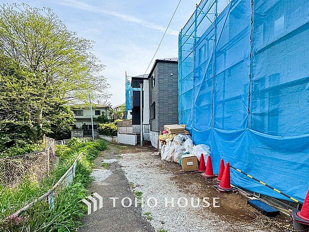 忙しく過ぎゆく日常を置き去るほど、ゆったりした時間が流れる住環境。