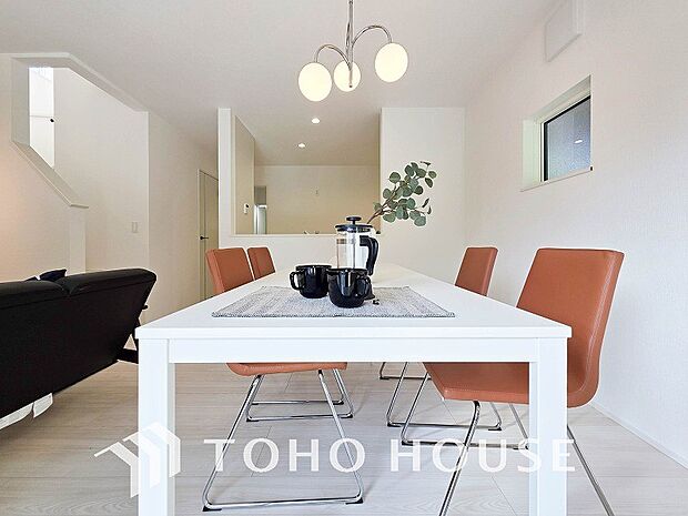 美味しいお料理も楽しいお喋りもキッチンを中心に広がります。