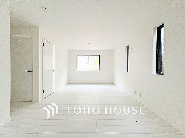 一日の疲れをいやしてくれる主寝室。自分時間を快適に過ごすプライベートルーム。