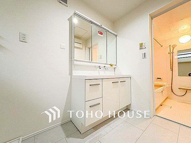 洗面台・洗面所ご家族の1日が始まり、1日の終わりを締めくくる洗面空間。