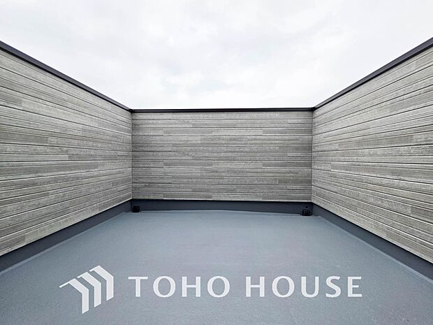 お部屋にも爽やかな風と暖かく柔らかな日差しが差し込み、毎日の暮らしを豊かに彩ります。