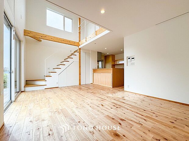 ご家族やお客様との時間など、多くの時を刻む空間。何気なく過ぎる時でさえも上質なひと時に。