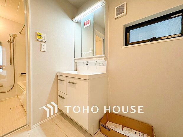 洗面台・洗面所ご家族の1日が始まり、1日の終わりを締めくくる洗面空間。