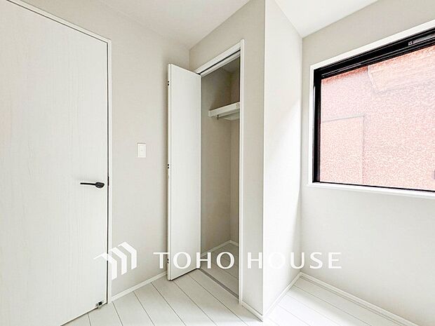 空間を余すところなく有効利用した収納は生活空間をより上質なものにしてくれるでしょう。