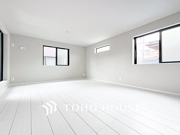 開放感あるリビングダイニング。ご家族とのんびりしたひと時を過ごせますね。