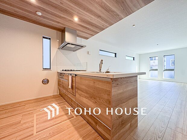 家族の健康を支えるキッチン。毎日使う場所だから気持よく使えて、居心地の良い空間に。