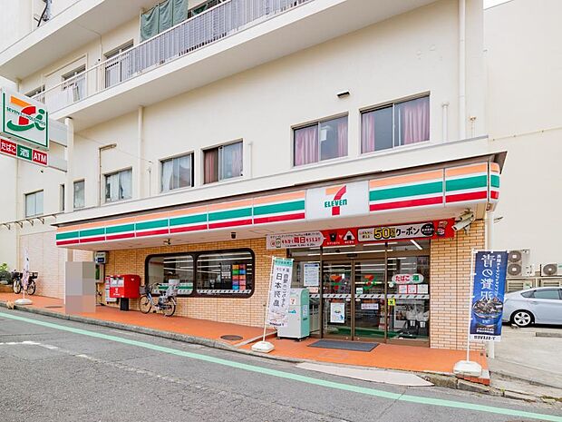 24時間営業ですので、急な買い物に便利です。