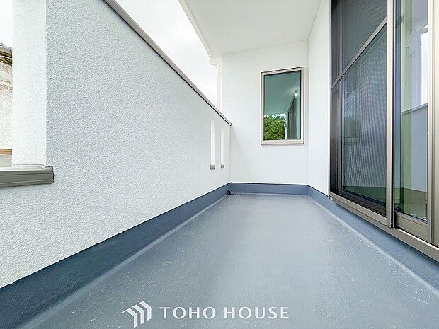 お部屋にも爽やかな風と暖かく柔らかな日差しが差し込み、毎日の暮らしを豊かに彩ります。