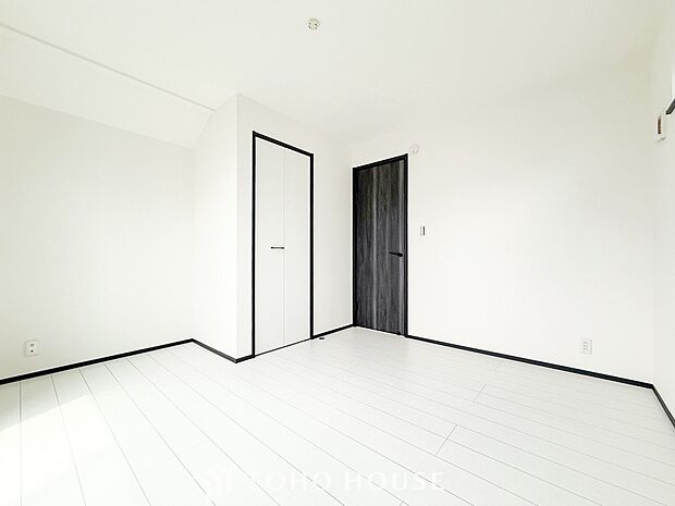 収納スペースもあり、生活しやすい居住スペースです。