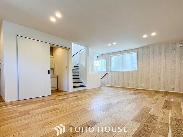 ご家族やお客様との時間など、多くの時を刻む空間。何気なく過ぎる時でさえも上質なひと時に。