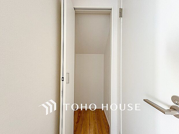 空間を余すところなく有効利用した収納は生活空間をより上質なものにしてくれるでしょう。