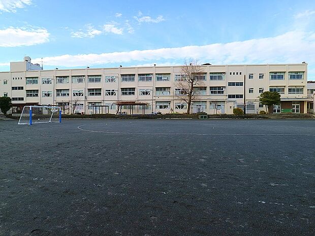 横浜市立富岡小学校