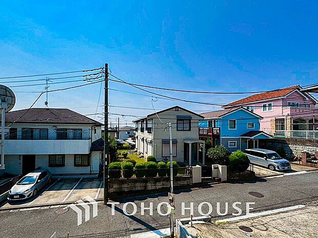 開放的で気持ちの良い眺望と青い空を満喫できます。