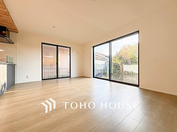 落ち着いた雰囲気に包まれた伸びやかな空間で、ゆったりと家族団らんの時間を過ごせます。