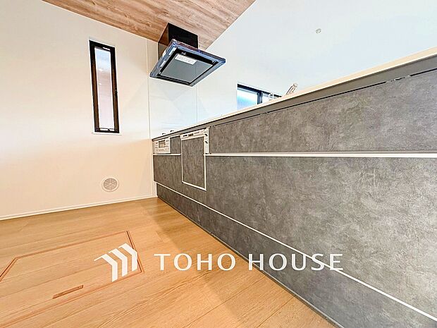 家族の健康を支えるキッチン。毎日使う場所だから気持よく使えて、居心地の良い空間に。