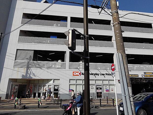 関東圏を中心にコスパの良い商品を取り扱うと話題のお店。週末にまとめ買いもいいですね。