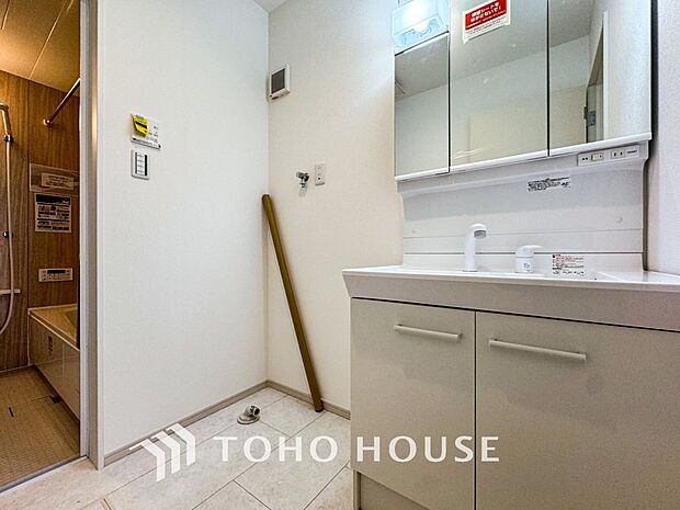 ご家族の1日が始まり、1日の終わりを締めくくる洗面空間。