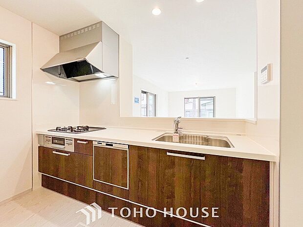 家族の健康を支えるキッチン。毎日使う場所だから気持よく使えて、居心地の良い空間に。