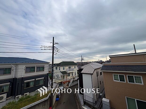 開放的で気持ちの良い眺望と青い空を満喫できます。