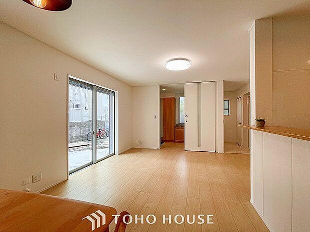 ここにはみんなが集い、食事と楽しい会話が始まるスペース。