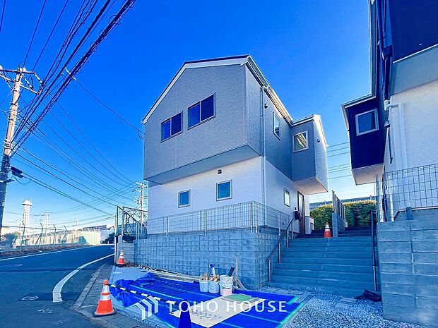 忙しく過ぎゆく日常を置き去るほど、ゆったりした時間が流れる住環境。