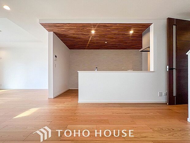 空気感という居心地の良いＢＧＭは、暮らしのステージを彩り、心のやすらぎと満足感を与えてくれます。