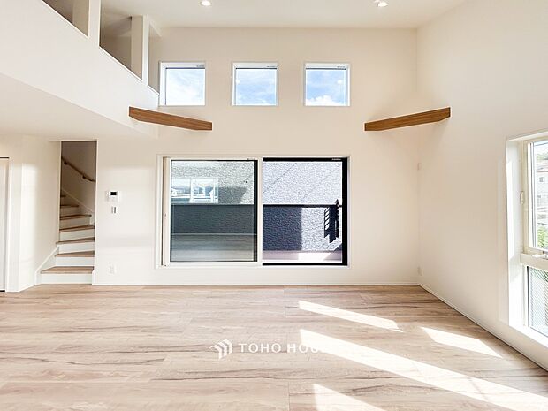 空気感という居心地の良いＢＧＭは、暮らしのステージを彩り、心のやすらぎと満足感を与えてくれます。