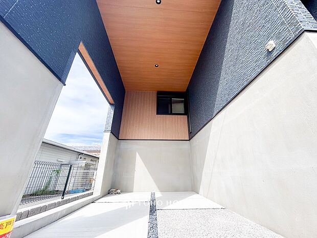 カースペースもゆとりある空間を保っています。